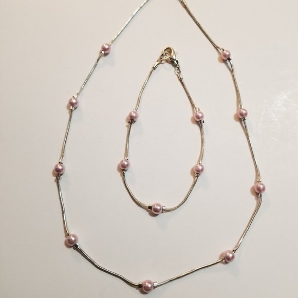 Vintage Pink Pearl Matching Necklace Chain and Bracelet Set (Real Pink Pearls)